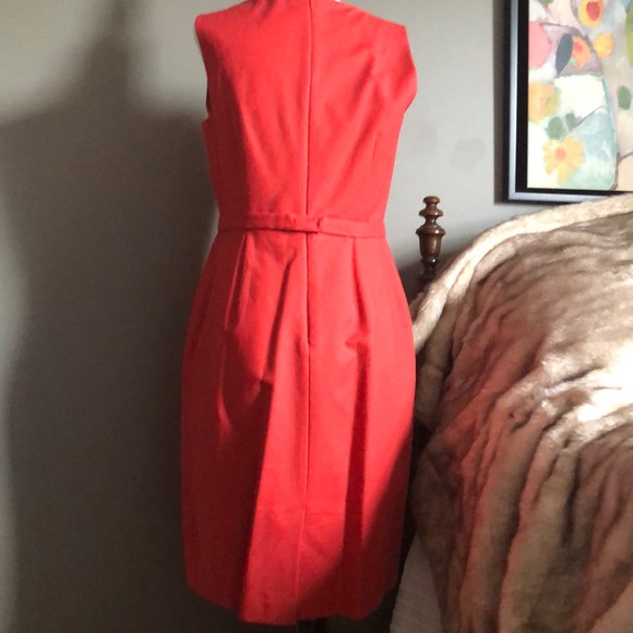 Elie Tahari Beautifully lined dress - Picture 6 of 9
